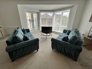 Photo 8- click for photo gallery